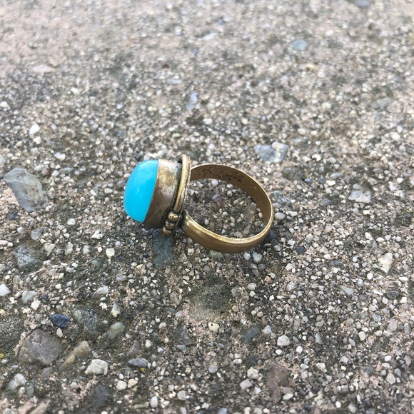 Vintage brass and aqua blue cabochon ring size 8 - Picture 2 of 7